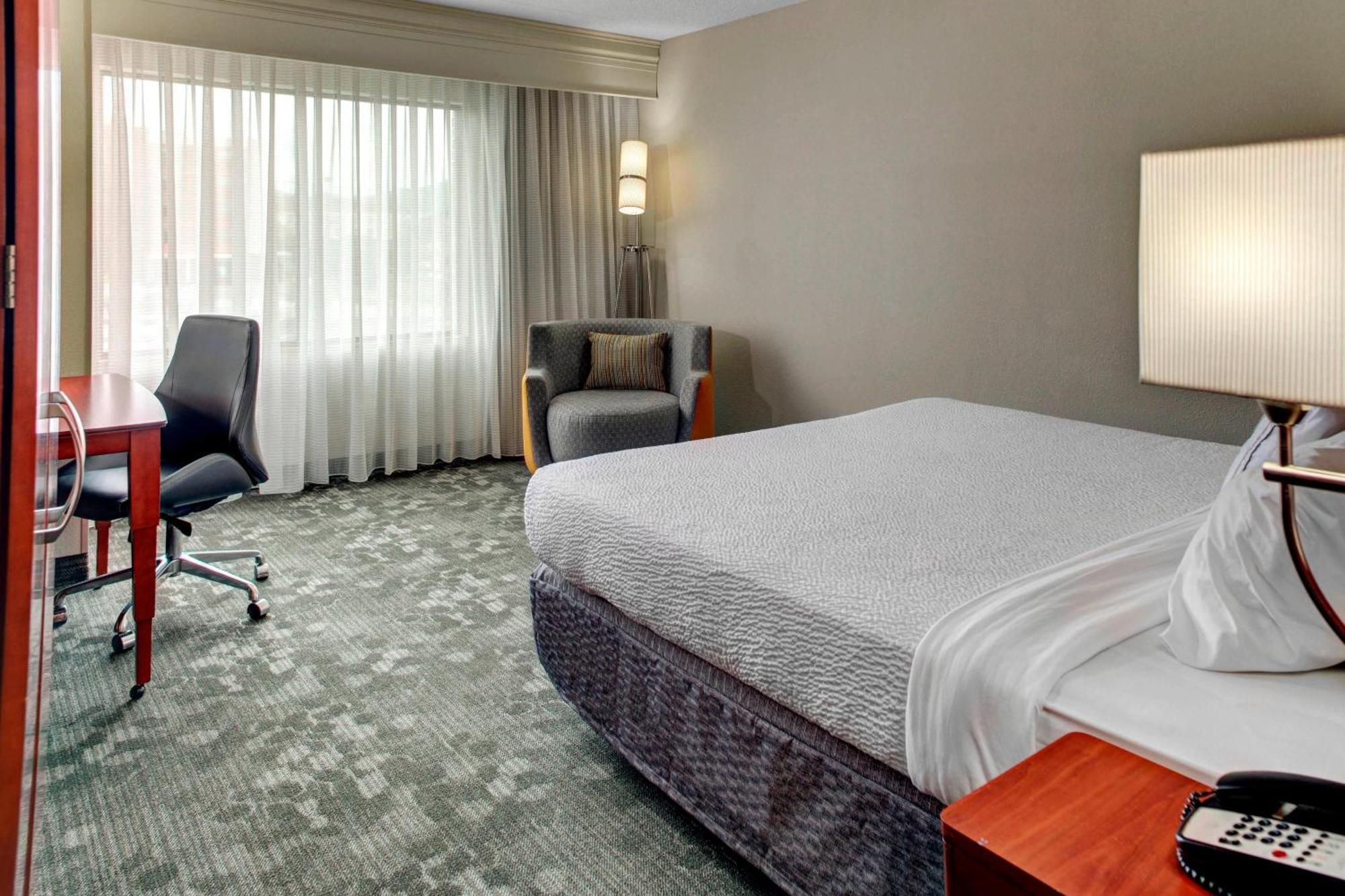 Hotel Courtyard By Marriott Anniston Oxford Exteriér fotografie